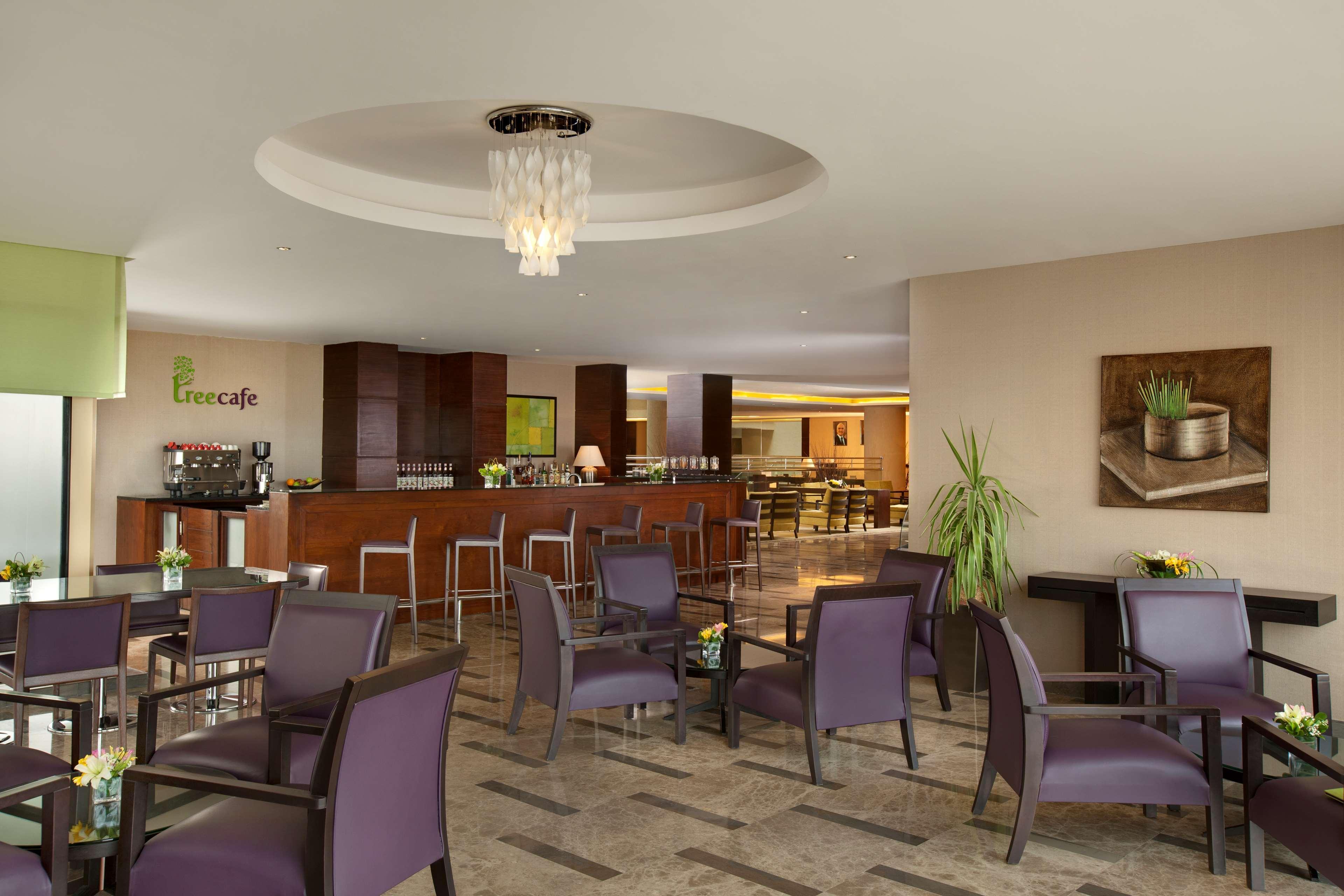 Doubletree By Hilton Hotel Akaba Zewnętrze zdjęcie The lounge at the airport