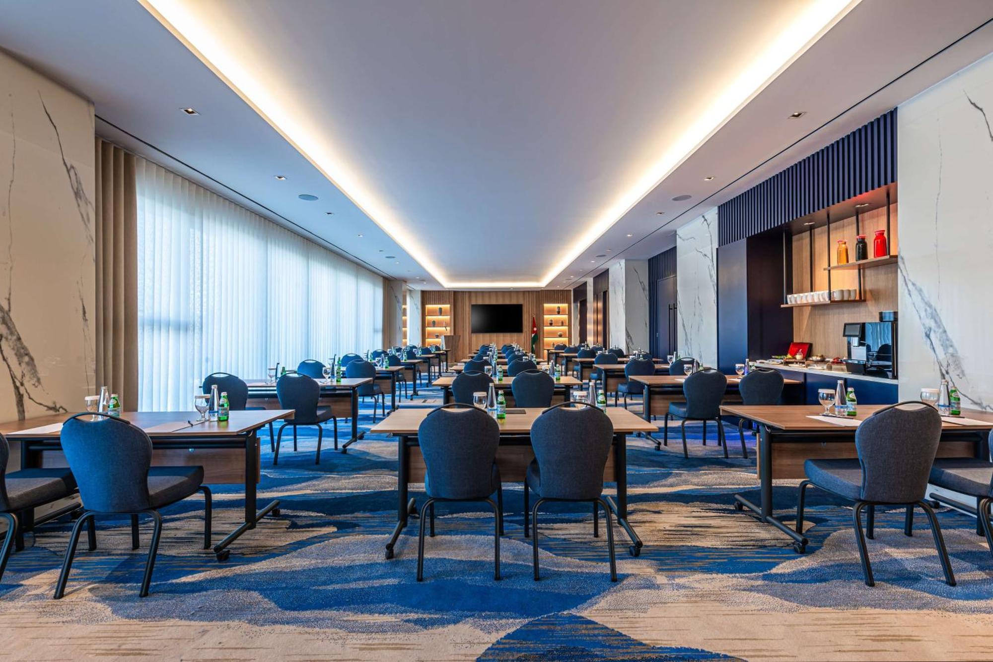 Doubletree By Hilton Hotel Akaba Zewnętrze zdjęcie Meeting room